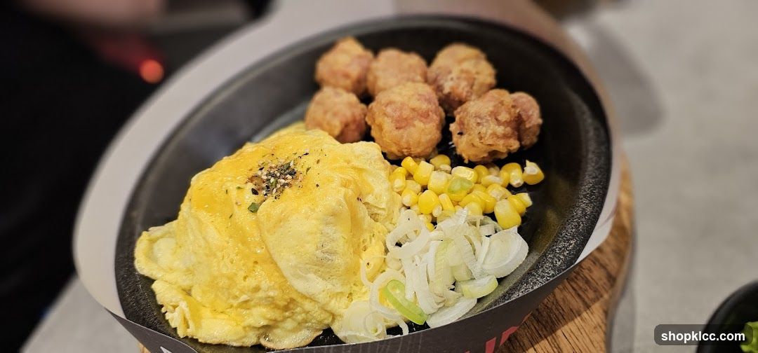 Omelet with Meatballs and Corn