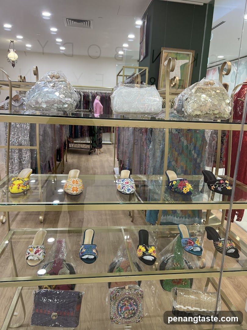 Women's Accessories Display