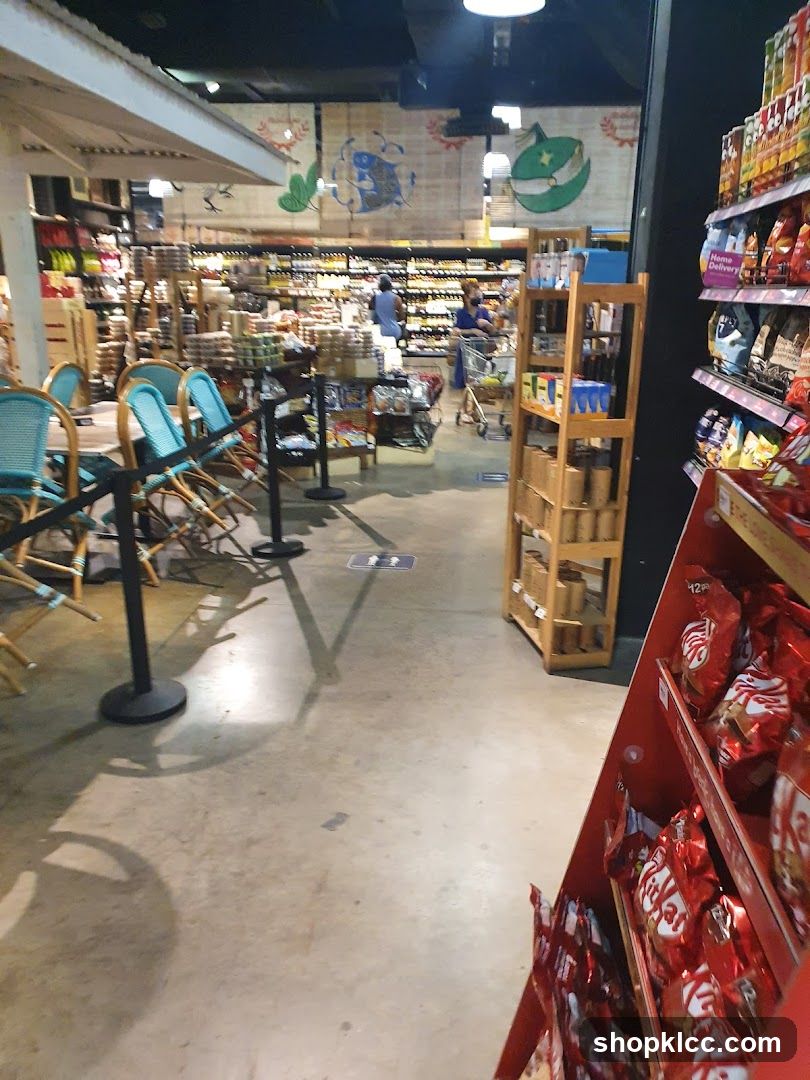 Grocery Store Aisle