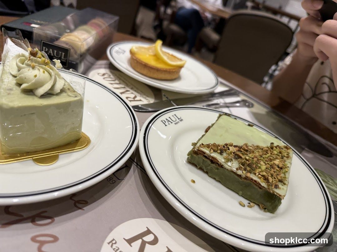 Desserts at PAUL