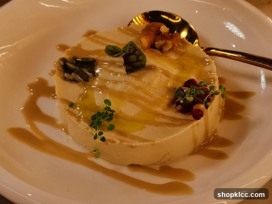 Dessert with nuts and seeds