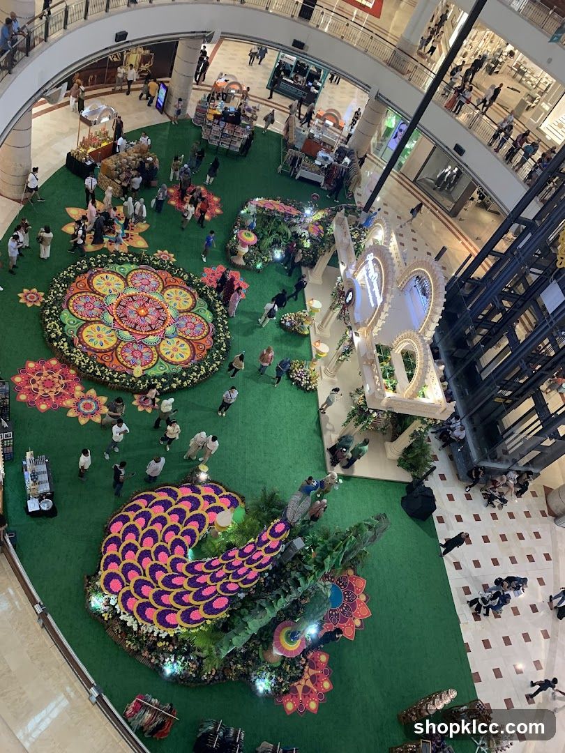 Mall Atrium Decoration
