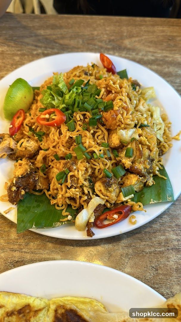 Noodle Dish with Chili and Lime