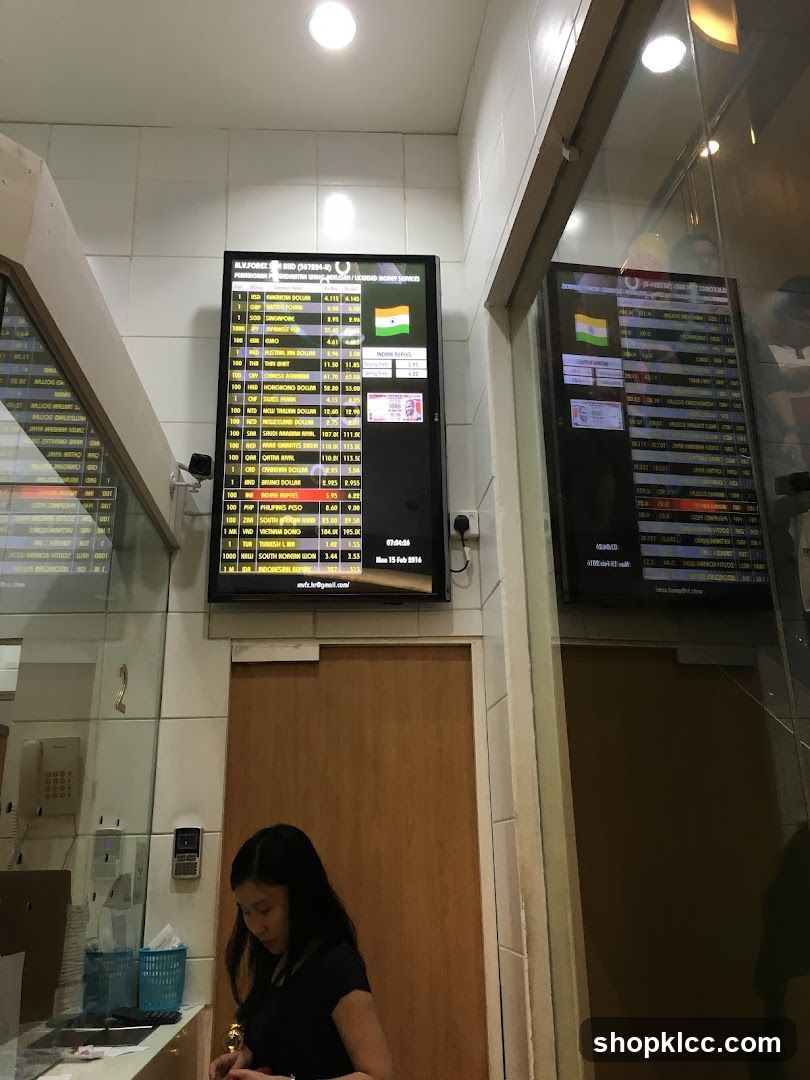 Currency Exchange Rates Display