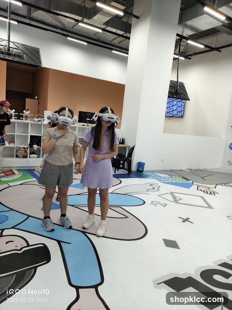 VR Experience in Indoor Space