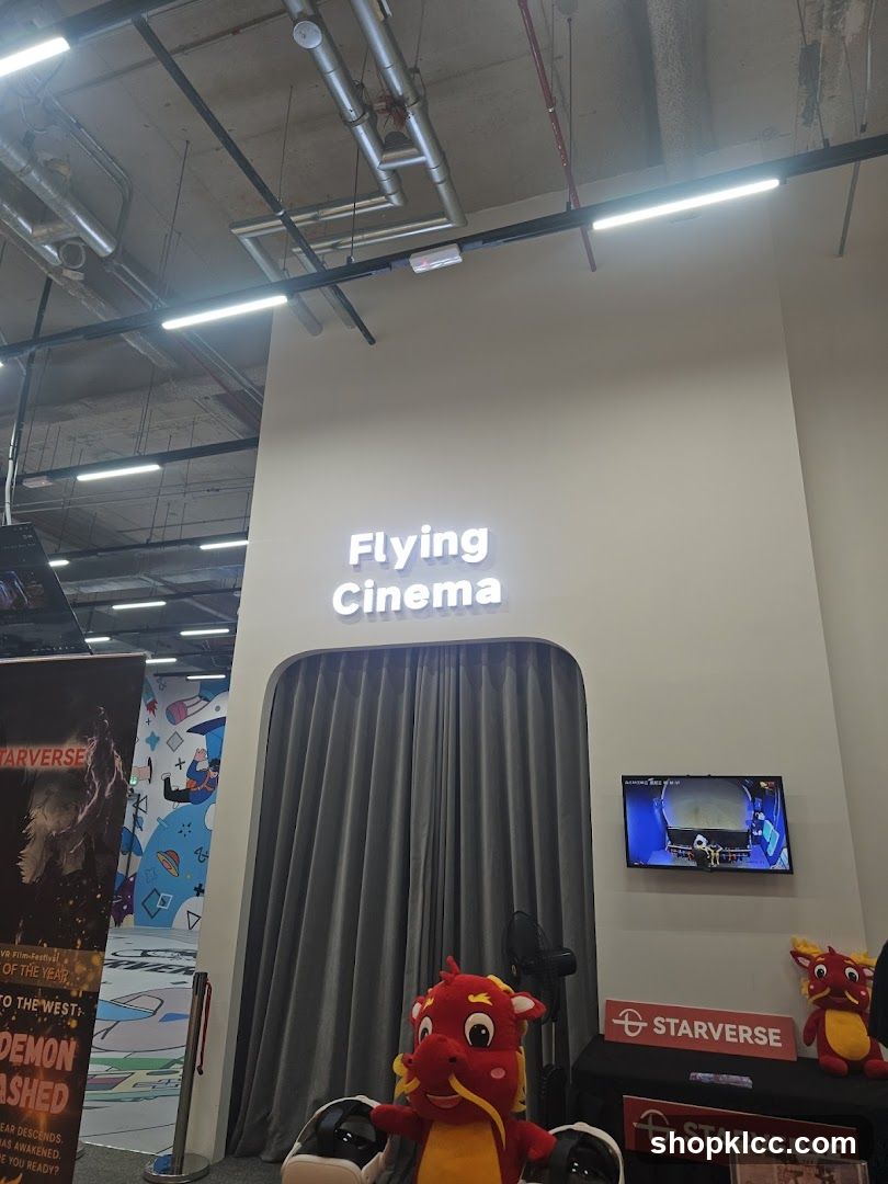 Flying Cinema Booth