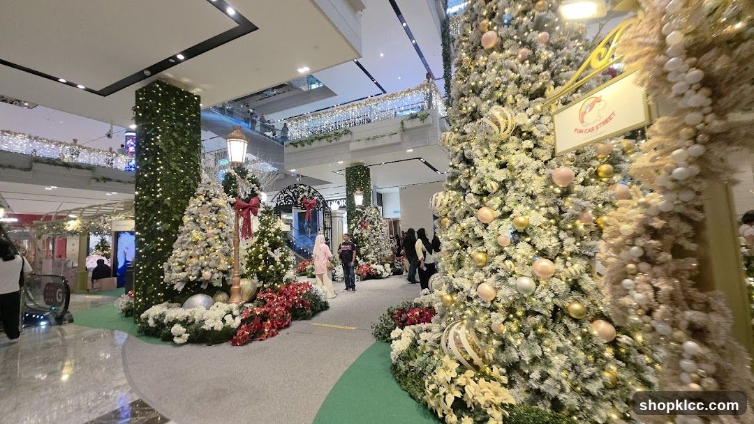 Christmas Decorations in a Mall