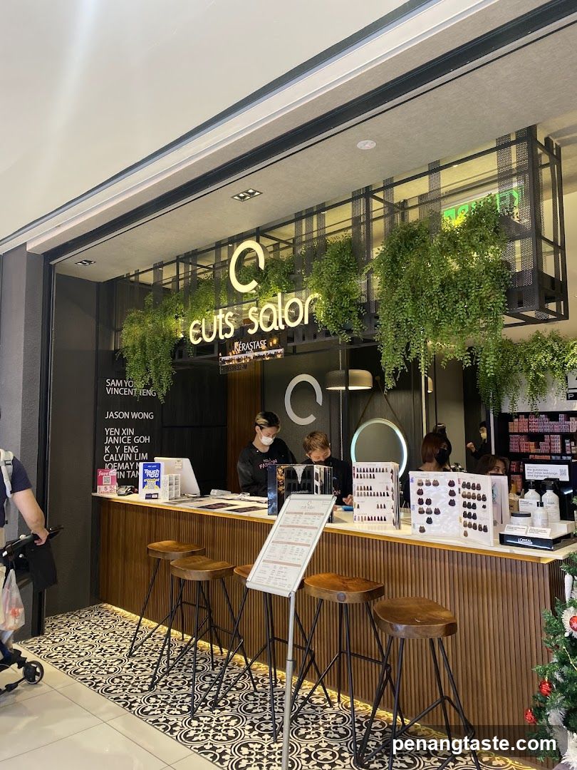 Cuts Salon