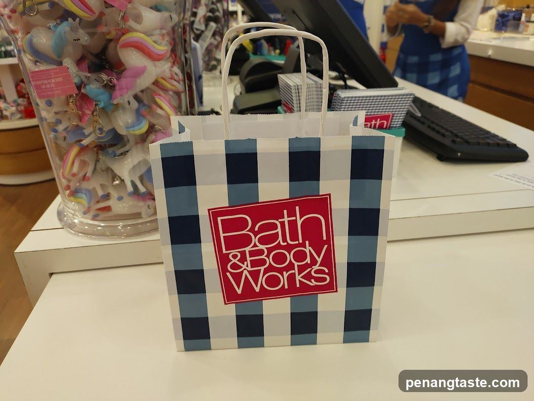 Bath & Body Works Shopping Bag