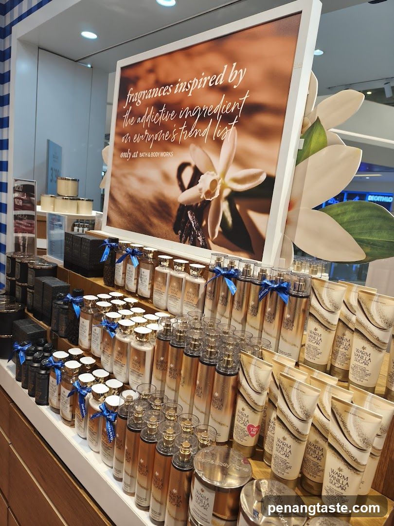 Bath & Body Works Display