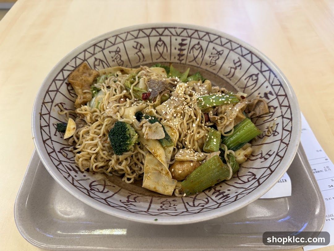 Noodle Dish with Vegetables and Meat