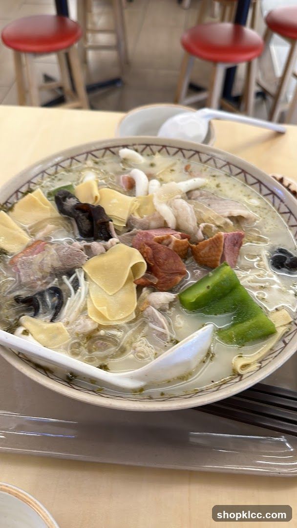 Noodle Soup with Meats and Vegetables