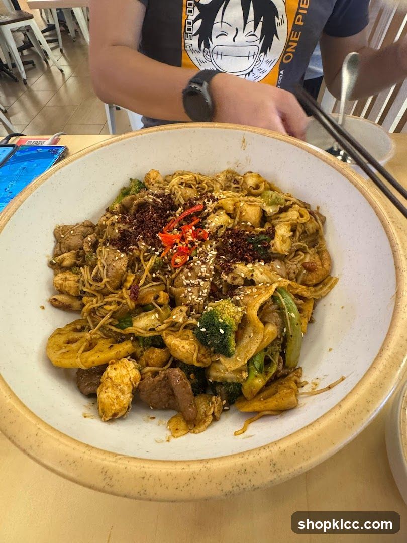 Noodle Dish with Meat and Vegetables