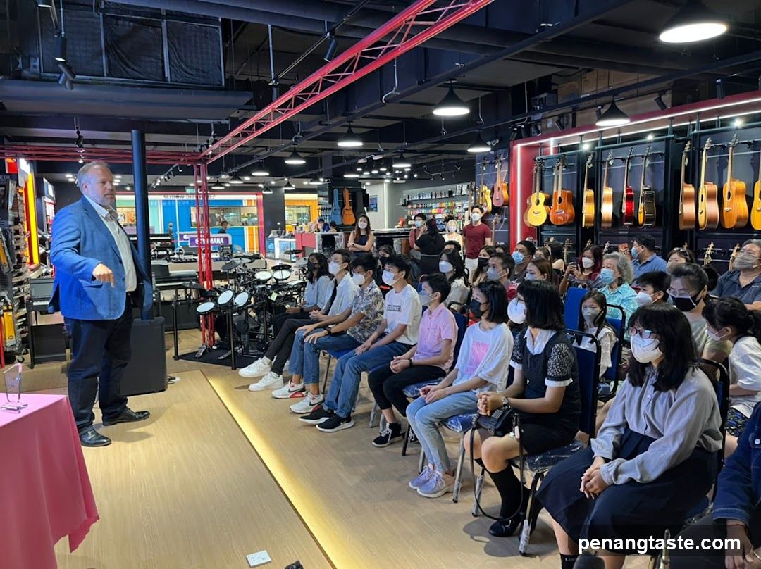 Music Store Presentation