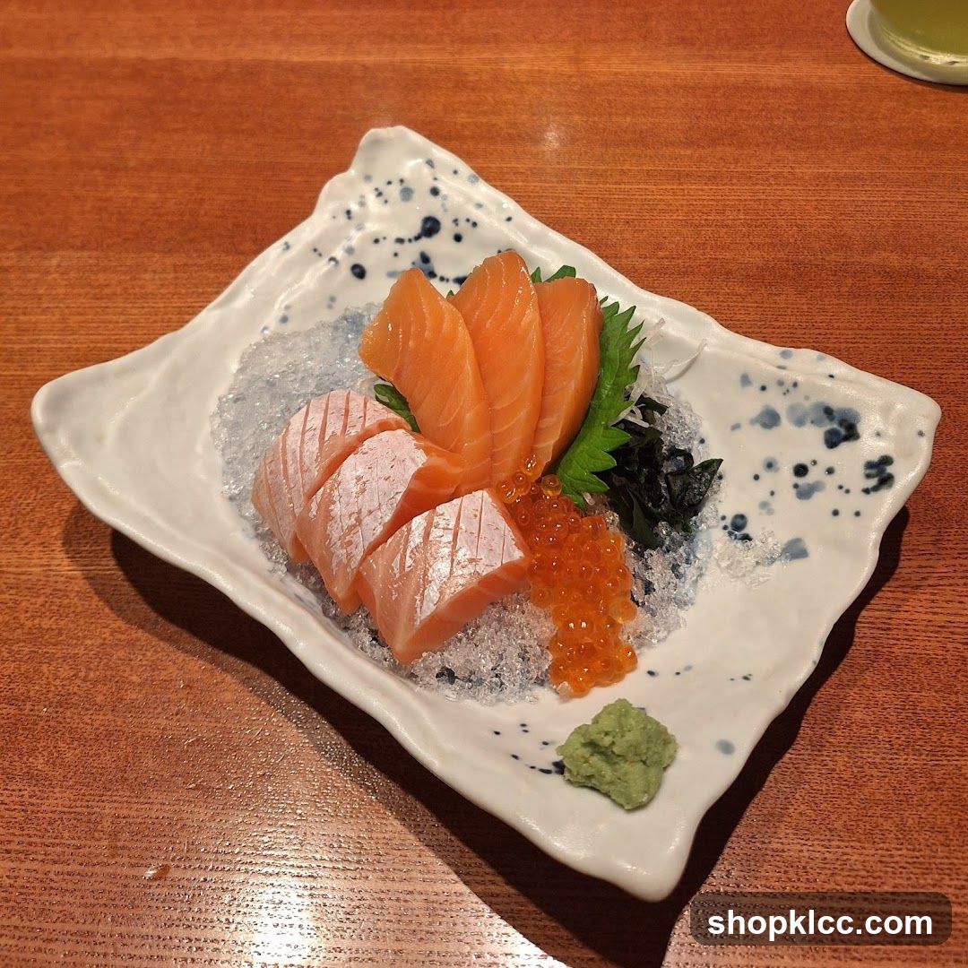 Sashimi Platter with Salmon and Roe
