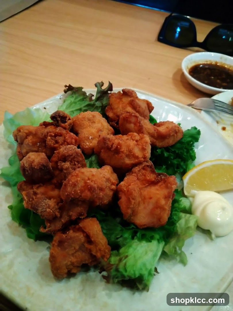 Fried Chicken with Lemon and Mayo