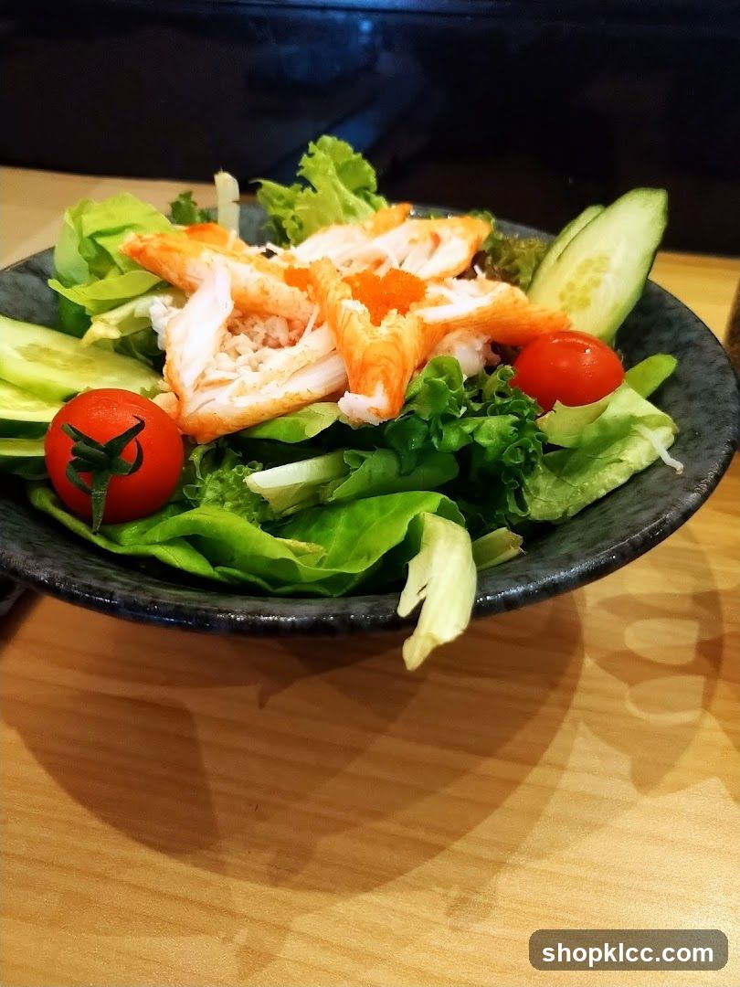 Salad with Crab and Tomatoes