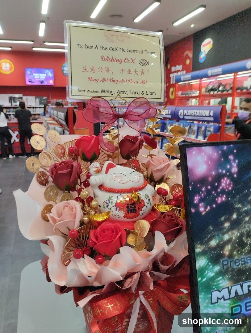 Floral Arrangement with Maneki-neko