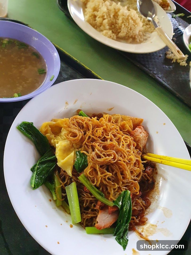 Noodles with Char Siu and Vegetables