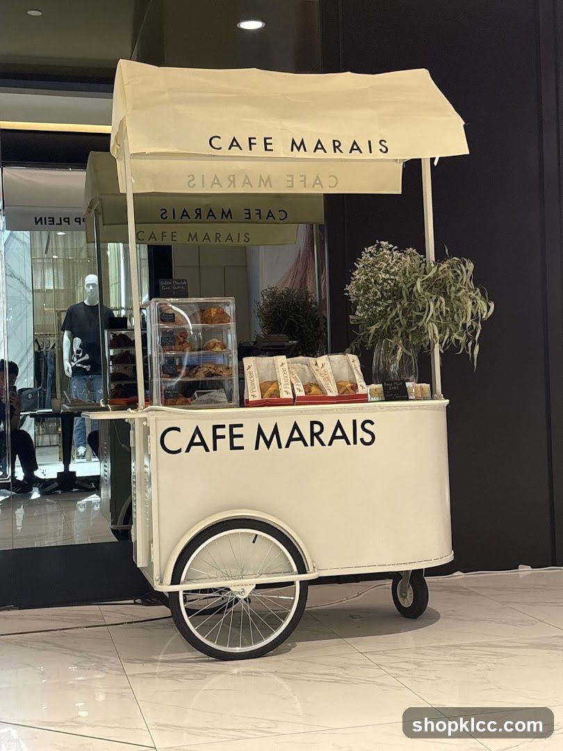 Cafe Marais Food Cart