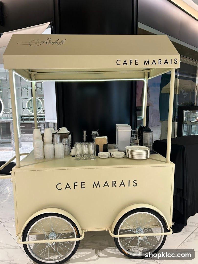 Cafe Marais Food Cart