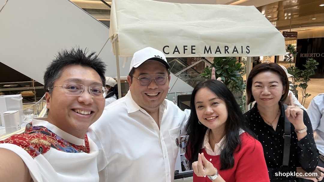 Group photo at Cafe Marais