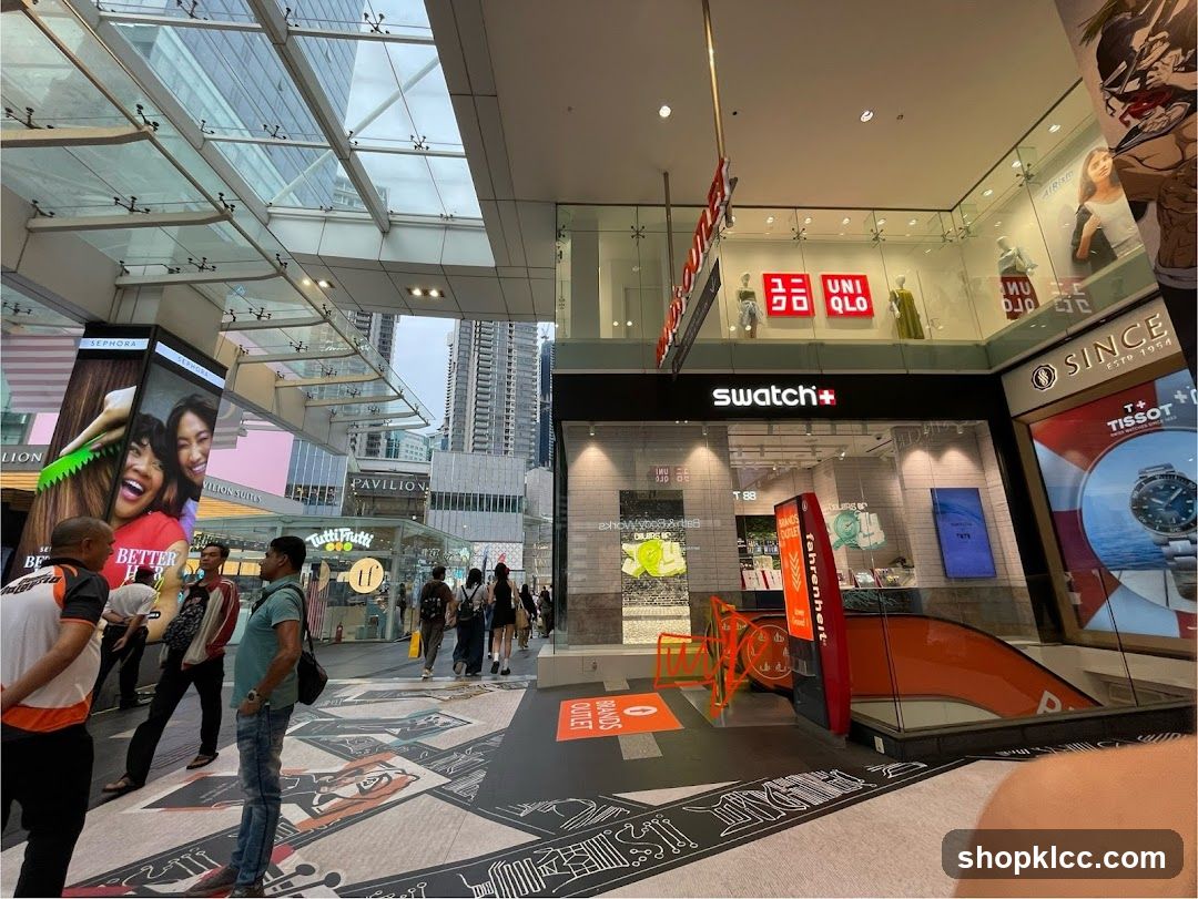 Shopping Mall Facade