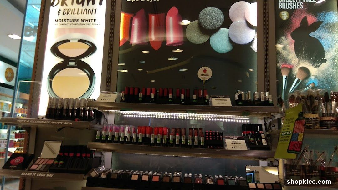 Beauty Store Display
