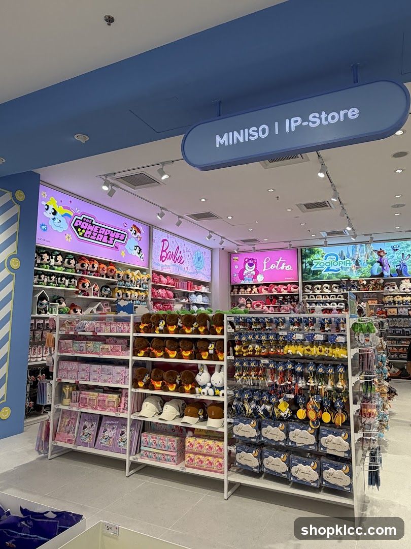 Miniso IP-Store Interior