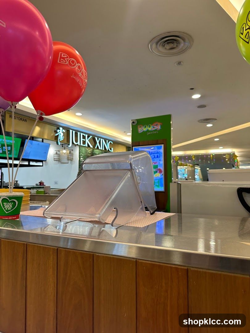 Juex Xing Counter Interior