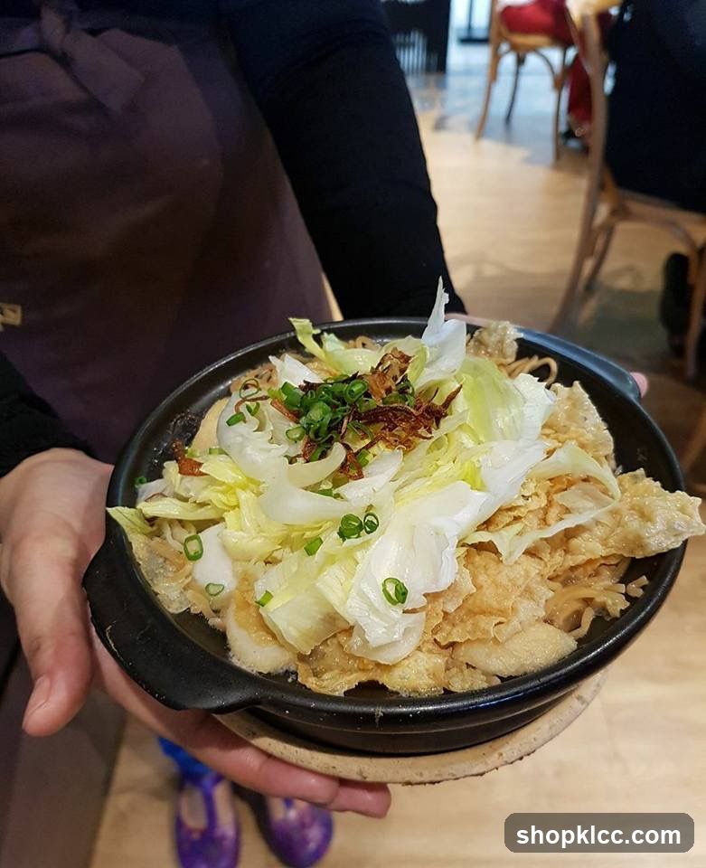 Cabbage and Egg Stir-fry in Clay Pot
