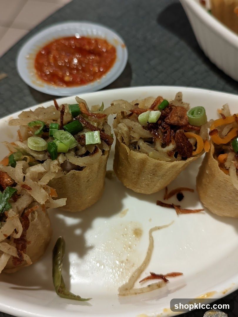 Spring Rolls with Chili Sauce