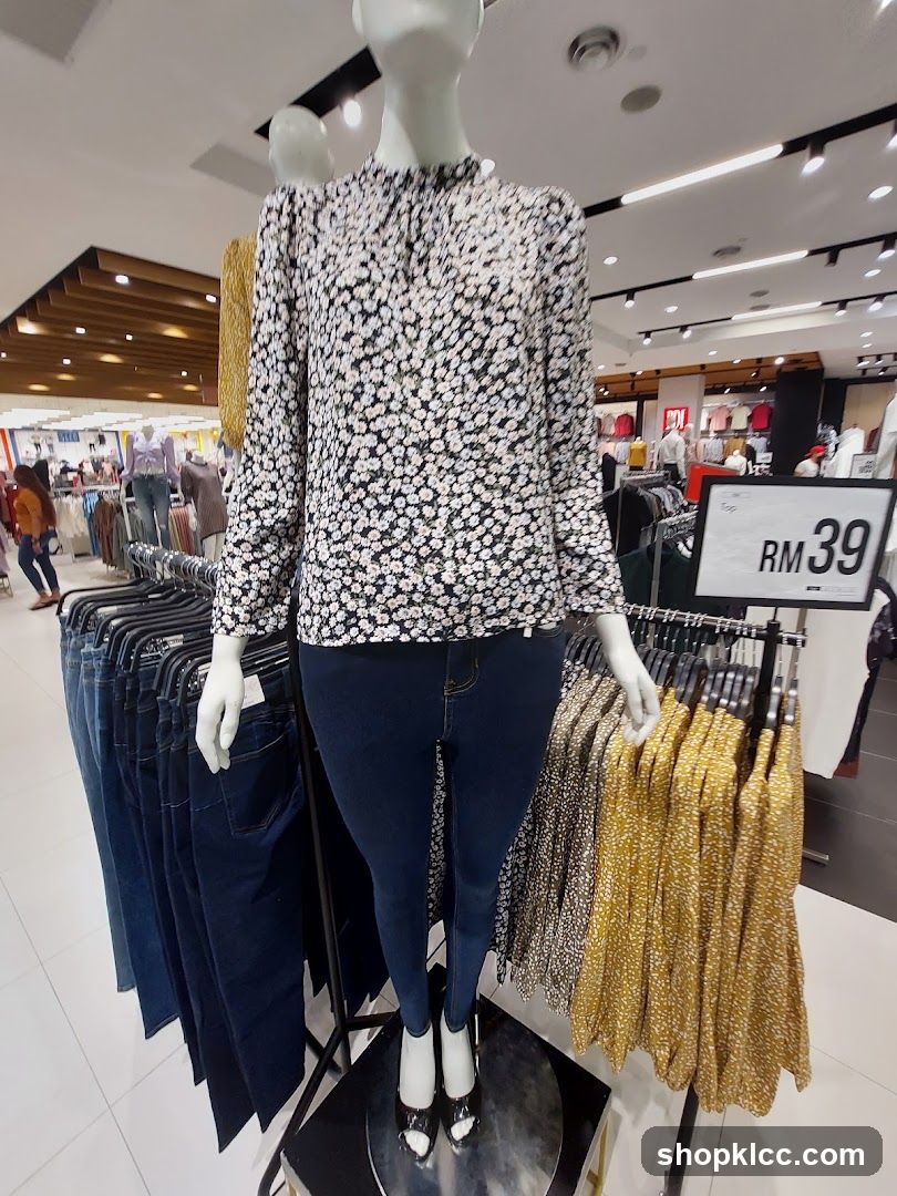 Fashion Store Interior Display