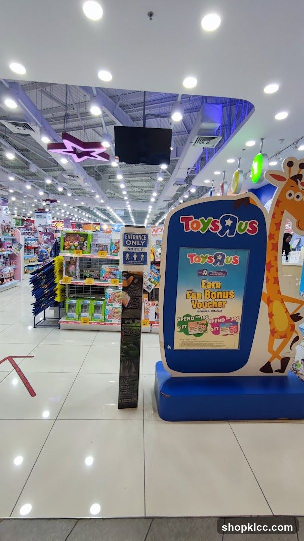 Toys R Us Store Interior