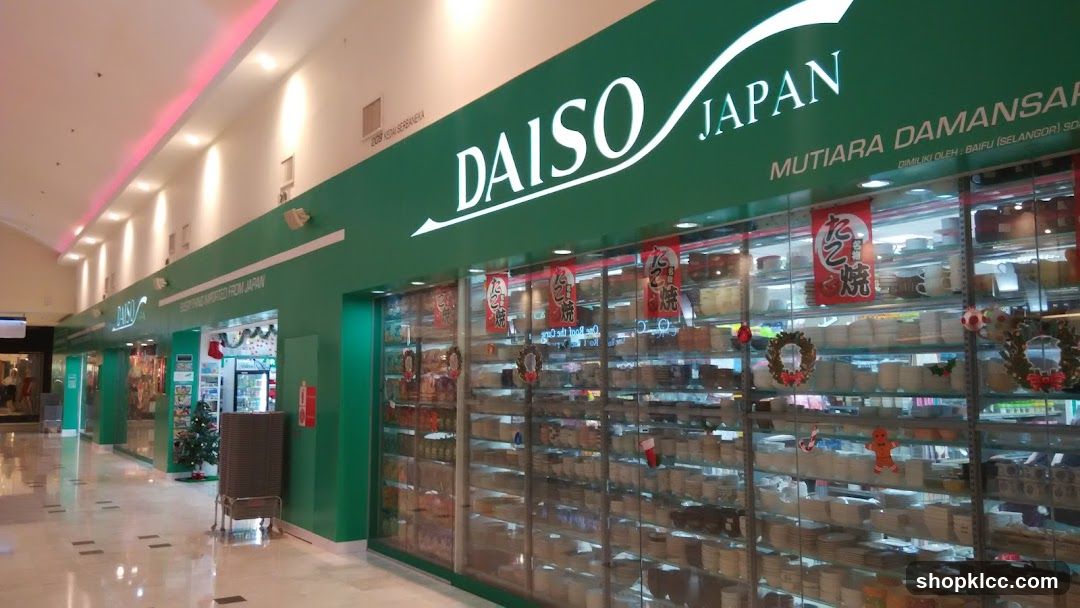 Daiso Japan Storefront