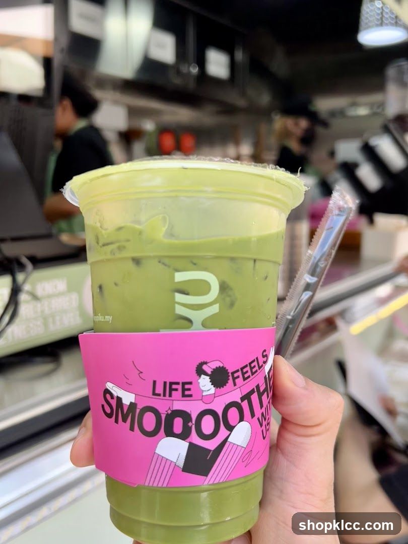 Matcha Drink with Sleeve