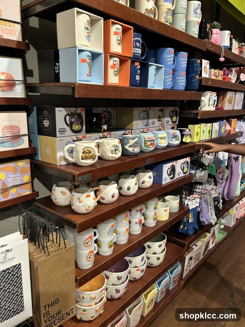 Mugs and Bowls Display