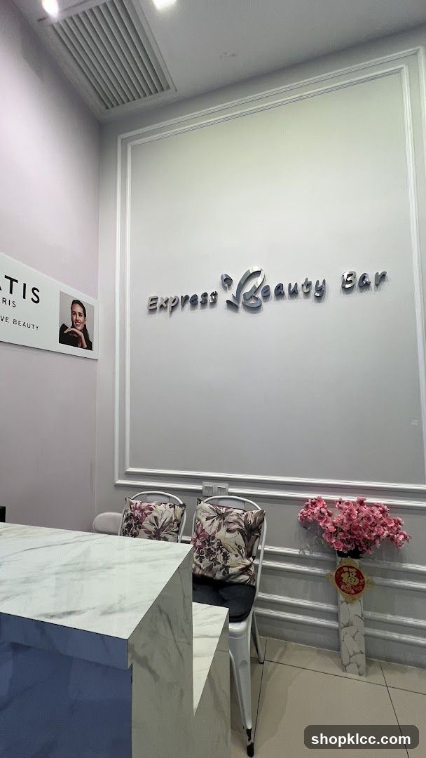 Express Beauty Bar Interior