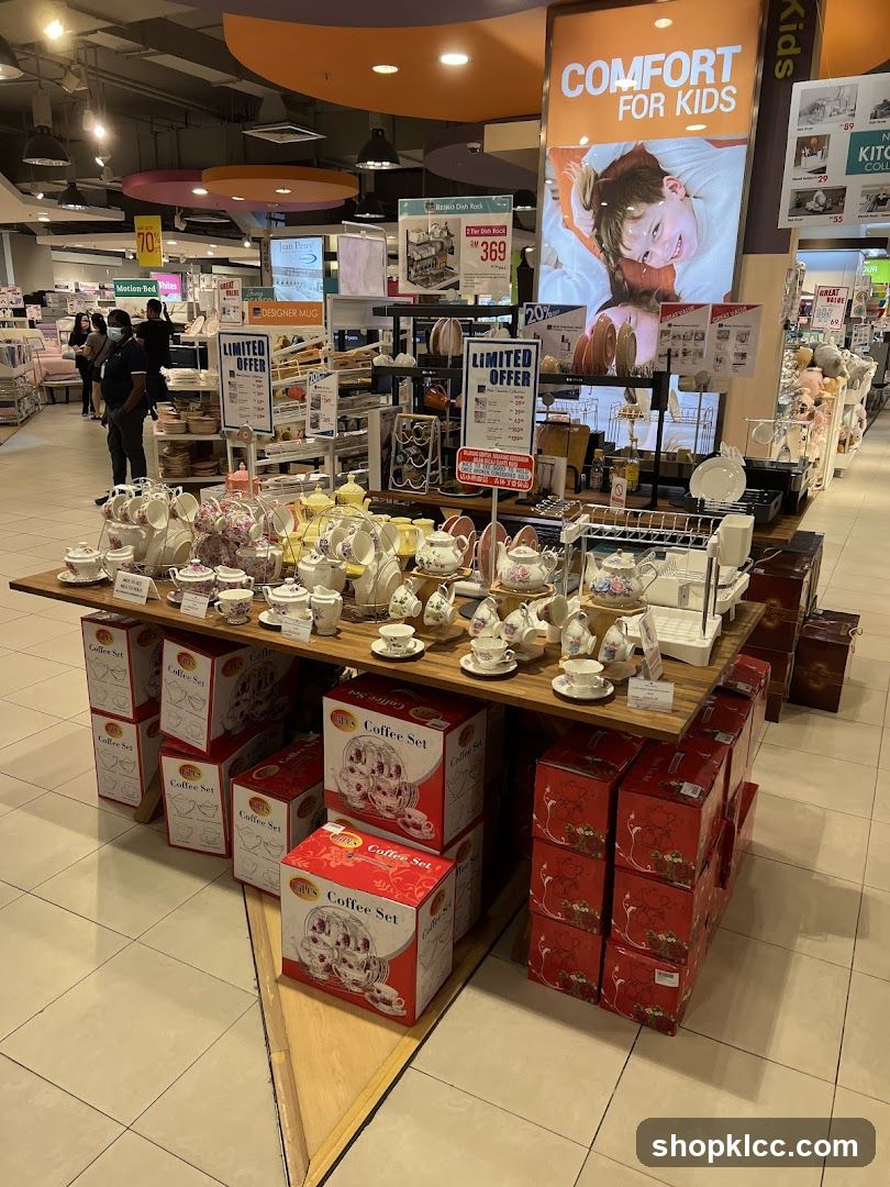 Home Goods Display