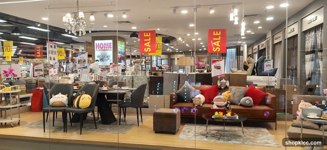 Home Furnishing Store Display