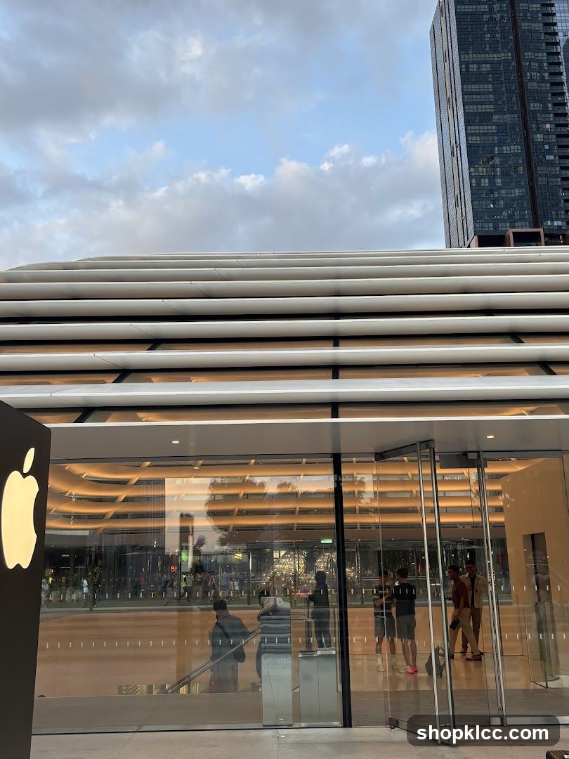 Apple The Exchange TRX