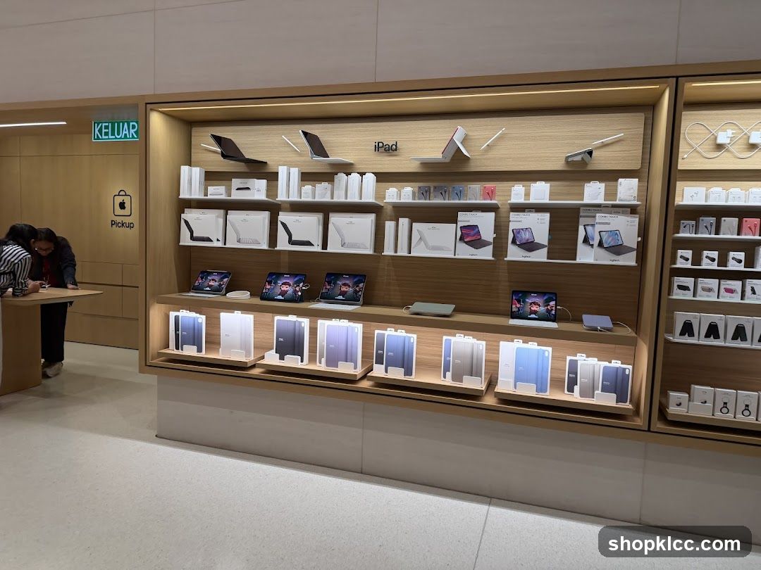 Apple Store Display