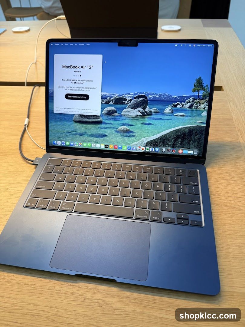 MacBook Air 13"
