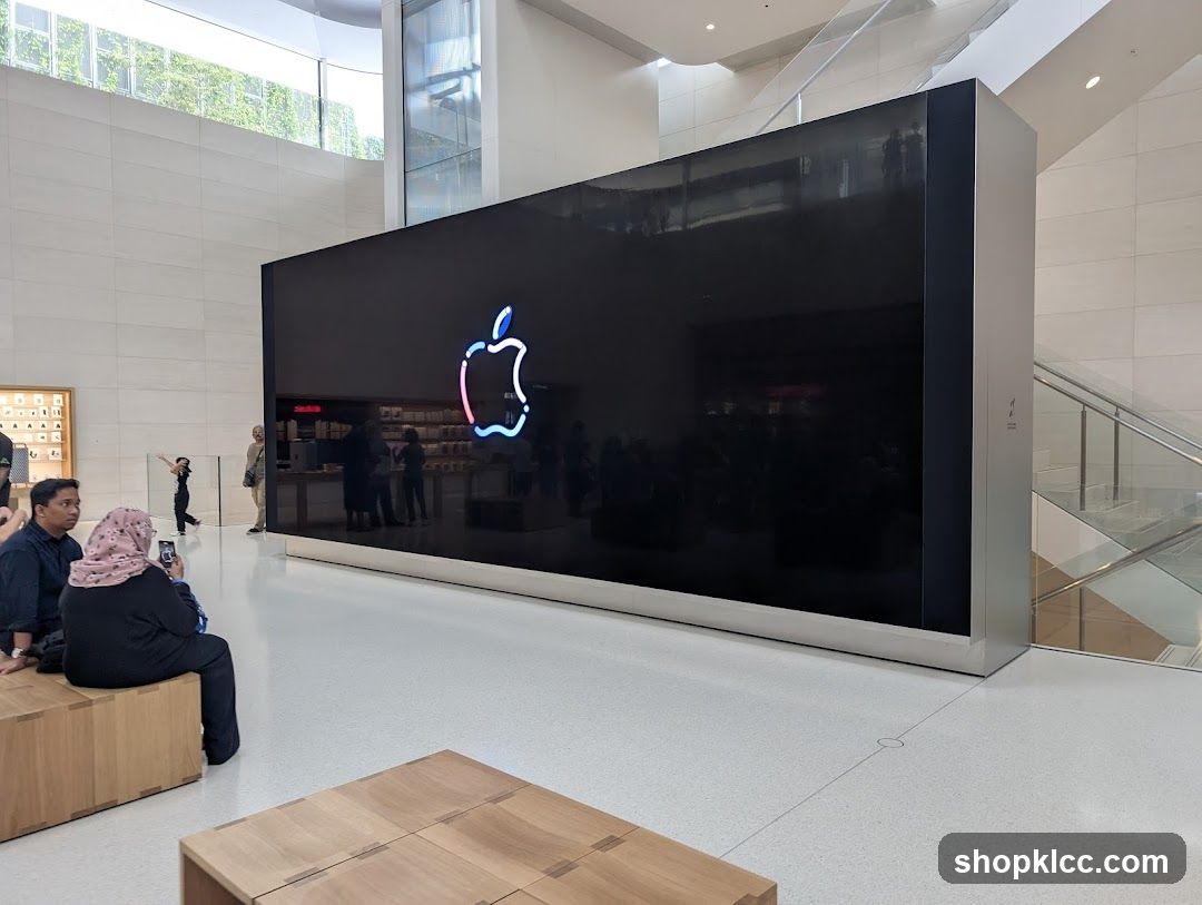 Apple Store Interior
