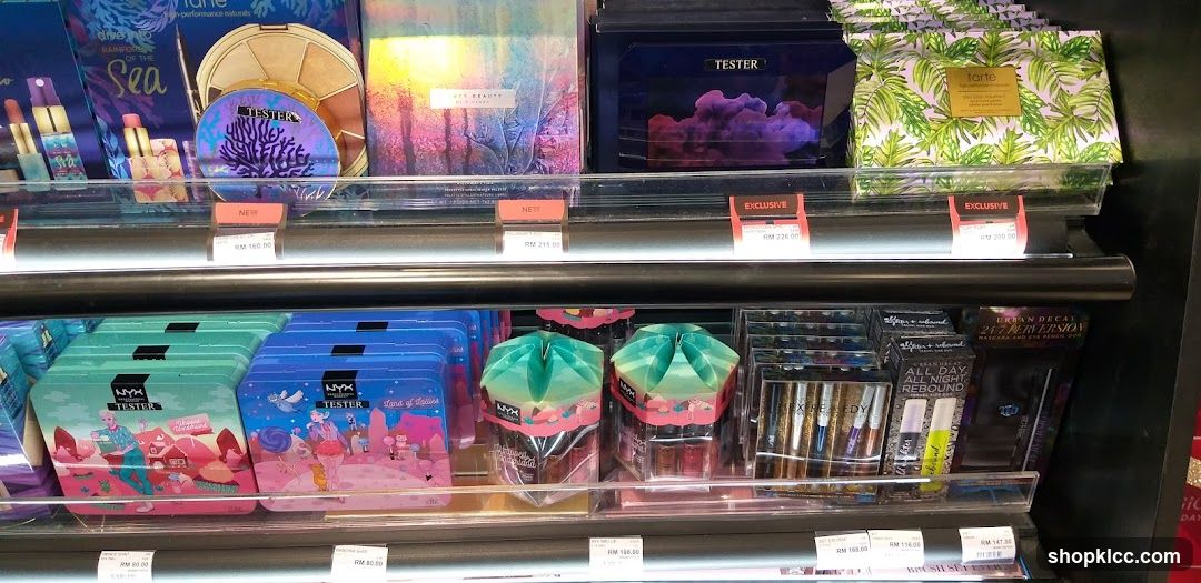 Cosmetics Display