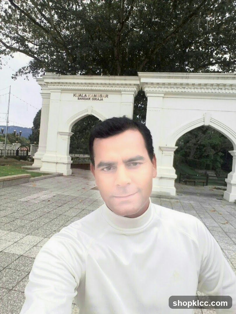Selfie at Kuala Lumpur City Centre Entrance