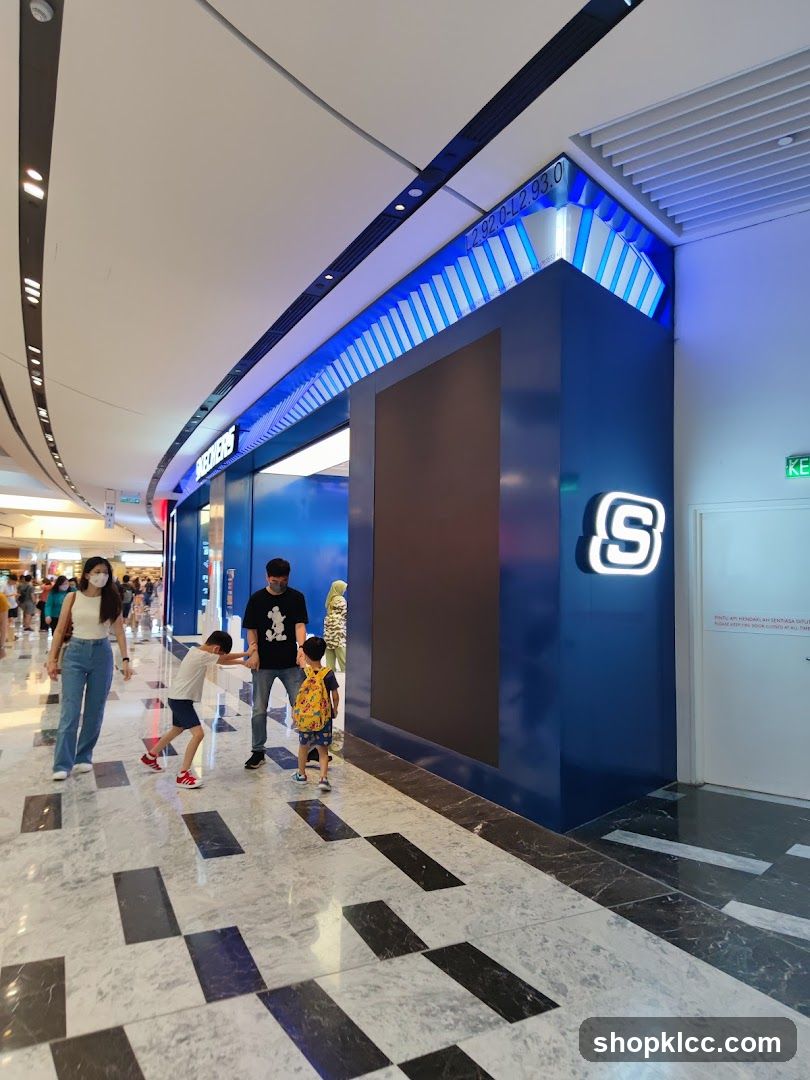 Skechers