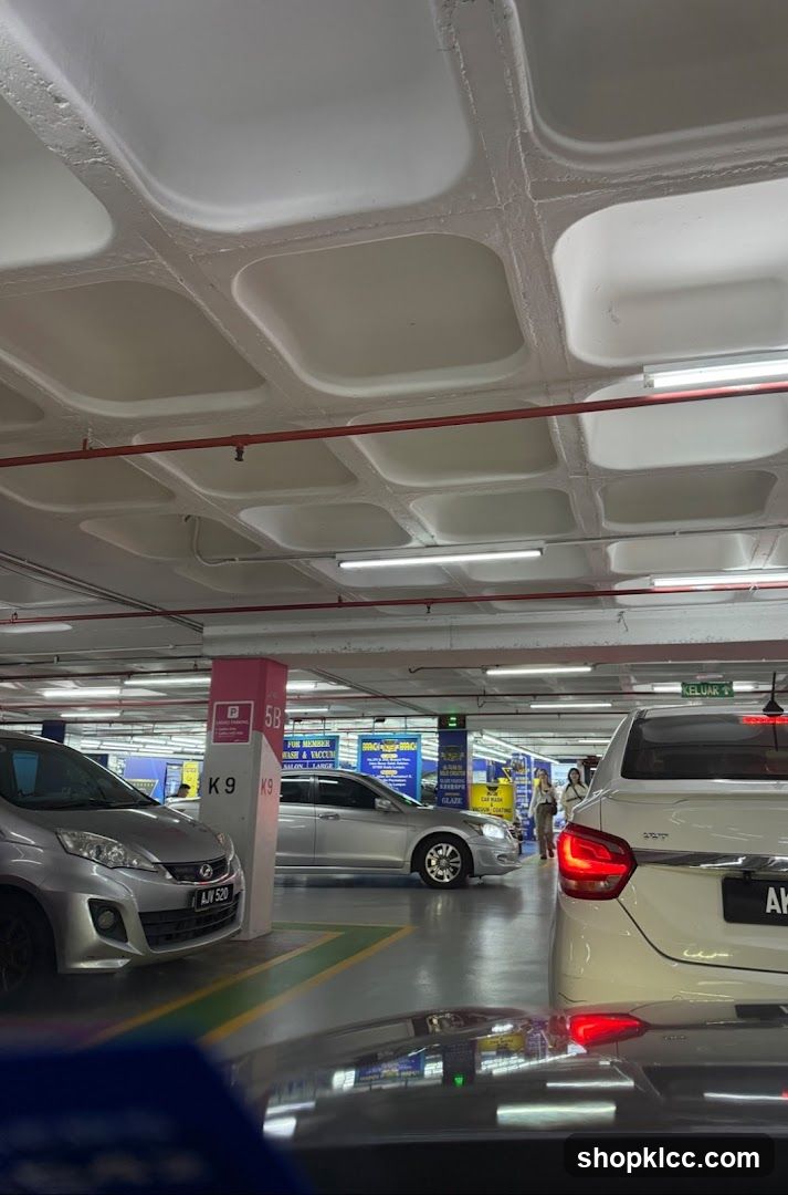 Parking Garage with Car Wash Services