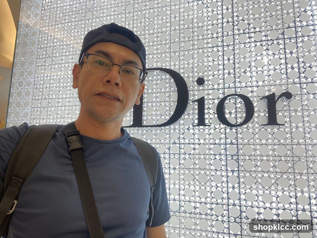 Dior Storefront