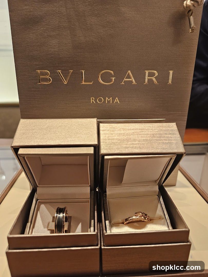 BVLGARI Rings Display